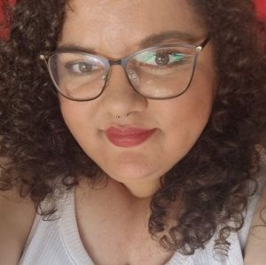 Meet your Posher, Steph